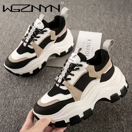 Scarpe eleganti Donna di marca Sneakers robuste Scarpe vulcanizzate Moda coreana Donna Piattaforma nera bianca Piattaforma spessa Sneaker Donna casual 230302