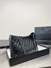 Tygväska designer kvinnor handväska lyx axel väska crossbody väska shopping väska hög kvalitet mode läder mjuk läder klassisk ringer kedja handväskor plånbok