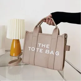 Luxurys Designer Bags the tote bag fashion Gran capacidad práctica famosa PU de cuero cruzado cuerpo bolso de hombro para mujer billetera monedero crossbody lona casual viaje