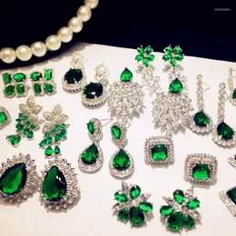 Orecchini pendenti 925 Sterling Goccia per le donne Smeraldo artificiale Vintage Fine Jewelry Cubic Zirconia Green Stone Luxury Eardrop Brincos
