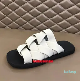 23SS intrecciato designer tofflor för kvinnors mode sommarskor glid på klassiska kvinnliga damer glider lägenheter pantoufle kvinnliga scuffs svart vit grön sandal 01