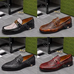Designers skor män loafers klänning skor lyxig äkta läderbrun svart orm mönster herr casual designer skor glid på bröllopssko med ruta 38-44