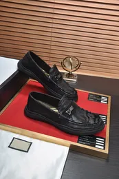2023 Mäns affärsformella plattformsklänningskor äkta läder casual loafers varumärke designer klassiska oxfords storlek 38-45
