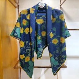 2021AW Bufandas de moda para mujeres 135 135 cm de espesor Cantolera cálida Bufanda Doble de color floal Floral Tardo