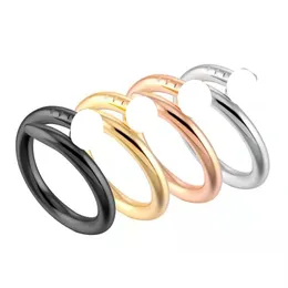 18k Gold Love Unh Nail Mody Casal Ring For Men Women Classic Brand Designer Rings Jóias de aço inoxidável