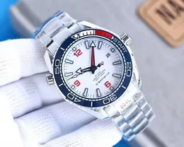 Relógio mecânico masculino Omega Dial Porta de anel de cerâmica colorida de 42 mm com super movimento 8800 Enrolamento totalmente automático de rosto branco Seahorse 300 Diving Designer Watch