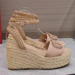 designer sandaler kvinnor skor sommarspänne bandage vävd lafite lapp läder hög klackade plattform sko sexig klänning casual skor