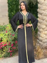 Casual Dresses Siskakia Fashion Muslim Hijab Dress Eid 2023 Elegant Women Black Diamond Ribbon Moroccan Kaftan Turkey Arabic Islamic Clothin