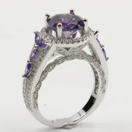 Klusterringar 2023 Ankomstdroppen Lyxiga smycken 925 Sterling Silver Round Cut Purple 5A Cubic Zirconia Eternity Ring Gift