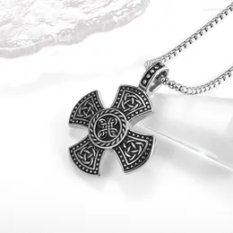 Pendant Neckor Fashion Trend Nordic Style Viking Celtic Rune Cross Rotating Senaste Classic Men's Punk Necklace Accessories Gift