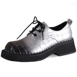 حذاء اللباس Enmayer Square Head 2023 كلاسيكيات براءة اختراع جلدية امرأة دانتيل للسيدات منصة منصة عالية الكعب