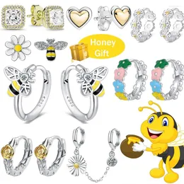 Pendientes de aro Lovely Yellow Dancing Bee Girl 925 Silver Cute Flying Small Birthday Gift Jewelry