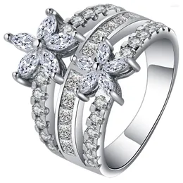 Wedding Rings UFOORO Imitation Three Sets Flower Ring Fashion Jewelry CZ Stone Silver Filled Band Engagement For Lady