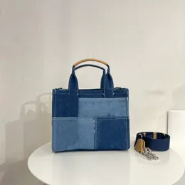 Shoppingväskor Nät röd nytt mode denim brev Tote Handväska kontrast färg skarvning fritid en axel diagonal kors Väska Mode 220420