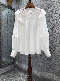 Camicette da donna Designer di alta qualità Moda donna Scava fuori Ricamo Volant Fiore Manica lunga Verde Bianco Rosa Top larghi Blusa