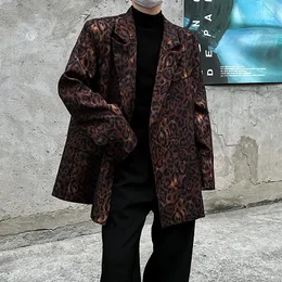 Mäns kostymer 22 Mäns högkvalitativa kapellkrage kostym Jackor Fashion Trend Leopard Printing Coats Western-stil Kläder Blazers Size M-XL