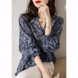 Women's Blouses Spring And Autumn Pack Of Quality Size Women's Loose V-Terminal Shirt Fashion Lantern Sleeve Chiffon Bit Women