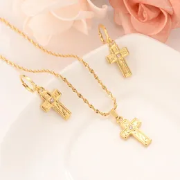 Серьги ожерелья устанавливают золото CZ Cross Pendant Chain Set Jewelry Christian for Women Girl Иисус дары сувенир