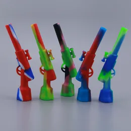 Últimos mini tubos de silicona coloridos Hierbas Tabaco Plataformas petroleras Agujero de metal Tazón de filtro Pipas portátiles Fumar cigarrillo Soporte de mano Pistolas innovadoras Diseño de tubo