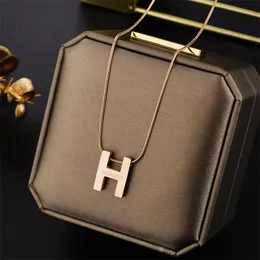 18K Gold Plated jewelry Pendant necklace chains Luxury Brand Designer Pendants Necklaces Stainless Steel Letter Choker Chain Jewelry Accessories Gifts