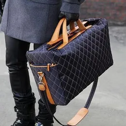 2019 new fashion men cheap travel bag duffle bag brand designer luggage handbags large capacity sport bag 50CM299t