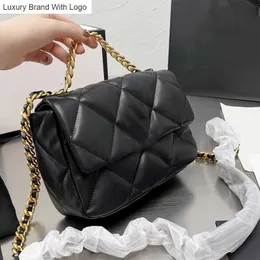 CC Bag Walls 2023SS Lady Lambskin Top Real Leather Quiltade Flap Tote Påsar Klassiska mode Kvinnor Luxur Designer Mini Purse GHW Crossbody Shoulder Vani 4icd