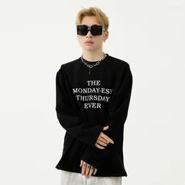 Męskie koszule Koreańska osobowość drukowana T-shirt Mężczyźni ins y2k para swobodna modna modna jesień harajuku liter