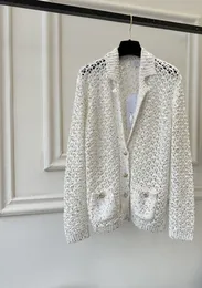 Chan New 2023 스프링 여자 브랜드 재킷 디자이너 OOTD 패션 고급 가을 가을 겨울 CCCC 로고 스팽글 코트 레저 코트 가디건 생일 어머니의 날 선물