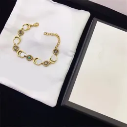 Fiori diamanti bracciale da donna di design da uomo in metallo carino a forma di margherita lettere testa di animale decorazione braccialetto placcato oro braccialetti di lusso con fascino ZB028 E23