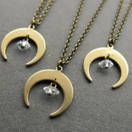 Collane con ciondolo Hippy Crescent Moon Collana di cristallo creata Gioielli punk con diamanti Girocollo trasparente naturale Fascino Boho Delicatezza Regalo donna