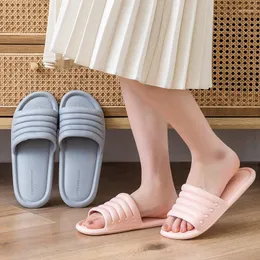 Slippers mulheres verão sandálias não deslizantes Plataforma chuveiro macio solo slides masculino sapatos de banheiro de hombre feminino chaussure