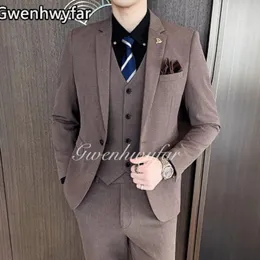 メンズスーツGwenhwyfar（Blazer Vest Pants）Groom Wedding Dress Dark Plaid Classic Letro Men's Formal Business Suit 3ピースセット