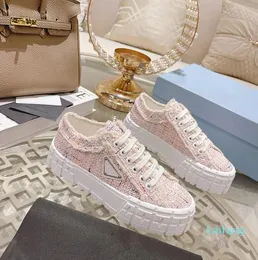 Autumn and winter 2022 New casual shoes Triangle beggar feng shui sail washing cloth women's 22 sponge cake thick sole biscuit shoe retro