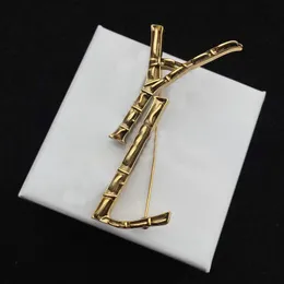 Projektantka broszki dla kobiet luksusowa broszka złota biżuteria moda akcesorium akcesorium bambusa stawowe broszki piersi Leency Brosche Box 2303063D