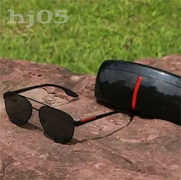 Kadın Gözlük Tasarımcı Tonları Lüks Güneş Gözlüğü Metal Polarize Spor Erkekleri Sonnenbrille Seyahat Sürüş UV Koruma Erkek Güneş Gözlüğü PJ024C23