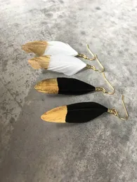 Ohrhänger mit Federn, goldgetaucht, Boho-Schmuck