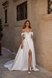 Seksowne sukienki ślubne w zakresie plus bohemian linia na ramię ukochana krótkie rękawy wysokie boczne dzielone cekinowe suknie ślubne na plaży Bridal Suknie vestido de novia mn008