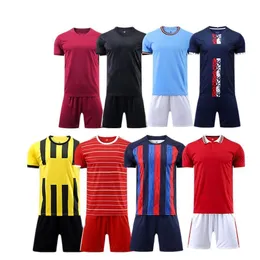 Ao ar livre camisetas em branco camisa de futebol e shorts camisas de futebol homens adultos crianças treino de futebol terno sportswear personalizado 230306