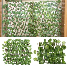 Dekorativa blommor Infällbart Privacy Garden Fence Artificial Plant Leaf Expanderbar Faux Ivy Vine Outdoor Balkony Gardening Decoration