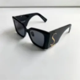 Occhiali da sole del rettangolo di lusso Designer di lenti Polaroid Desigeri da donna Goggle Senior Eyewear per le donne Stringe Telaio Vintage Metal Sun Glass