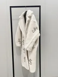 Pelliccia di alpaca bianca Donna Parka MMAX Teddy Bear Cappotto lungo cavalluccio marino Diamanti Lana su base di seta Bottone Collo con risvolto morbido Oversize