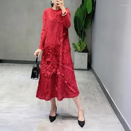 Casual Dresses High Quality Pleated Dress 2023 Spring Fur Coat Bottomed Skirt Heavy Industry Embroidery Rose Red