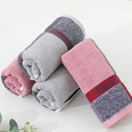 Toalha de toalha grossa toalhas de mão macia de algodão para adultos absorventes homens de luxo, mulheres, seco de casal de casal rápido, presente de família