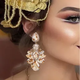 Polsino dell'orecchio Aretes Design Grandi orecchini pendenti in cristallo colorato Accessori di gioielli di moda di alta qualità per le donne all'ingrosso 230306