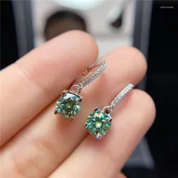 Orecchini a bottone Geoki Luxury 925 Sterling Silver Perfect Cut Diamond Test superato Totale 1-2 Ct Moissanite verde Testa di mucca Goccia di smeraldo