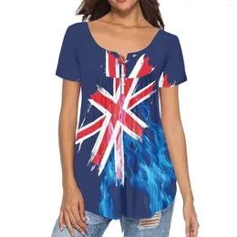 女性のTシャツ夏2023年セクシーな近くフィットする魅力的な女性プリーツバックルシャツポリネシアサモアスタイルの旗パターンプリントガールトップ