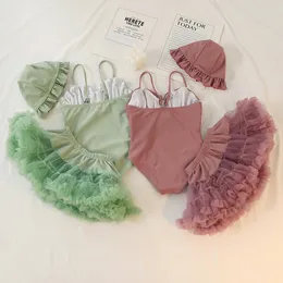 Modeflickor pärlstav ruffle kjolar barn i ett stycke baddräkter Suspender Siamese Simning med Falbala Hat 2st Set Lace Kids Spa Beach