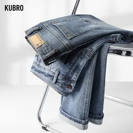 Jeans da uomo KUBRO Pantaloni dritti elasticizzati primaverili stile classico Business Casual Comodi pantaloni indossabili quattro stagioni 230306