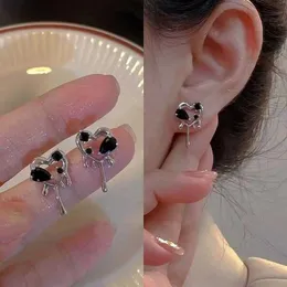 Charm Harajuku Vintage Black Heart Crystal Titanium Steel Earrings Ear Stud för tonåringar Kvinnorörringar Korean Fashion Egirl Y2K Jewelry G230307