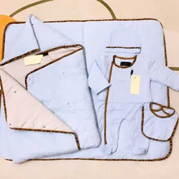 23ss marka projektant noworodek pięcioczęściowy śpiwór romper komplet z kołdrą jesienno-zimowa nowa prosta odzież dla dzieci do raczkowania a1